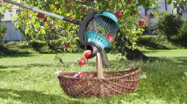 Gardena 3108-20 combisystem Rolling Fruit Collector, Can be used